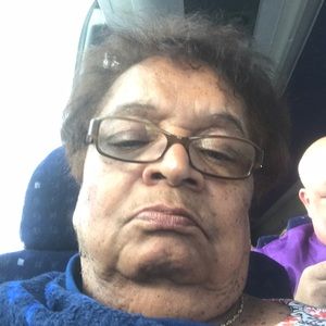 Meet your Posher, Charlotte